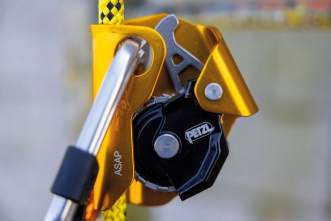 Zachycovač pádu Petzl ASAP
