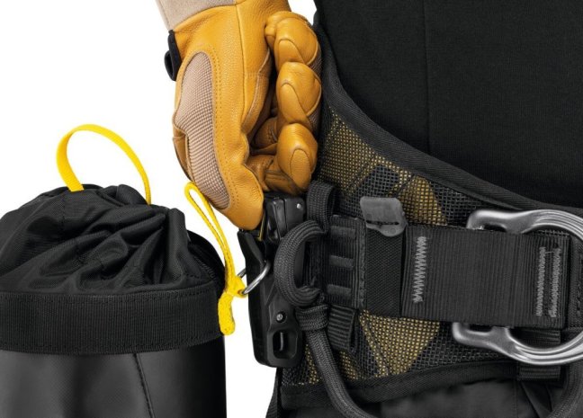 Adaptér na pripojenie popruhu na náradie Petzl Interfast