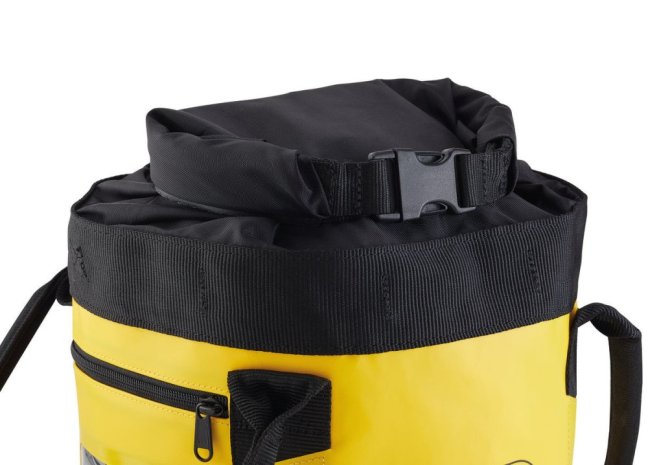 Odolný multifunkčný vak Petzl Bucket - Farba: červená, Veľkosť: 45 l