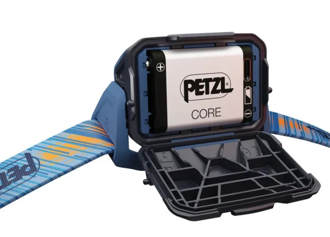 Vodotesná nabíjateľná čelovka Petzl Aria 1R RGB