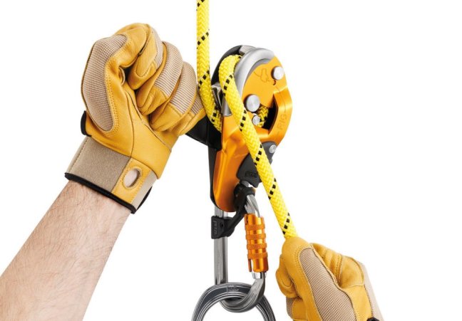 Zlaňovacia brzda pre výškové práce Petzl Rig - Farba: čierna