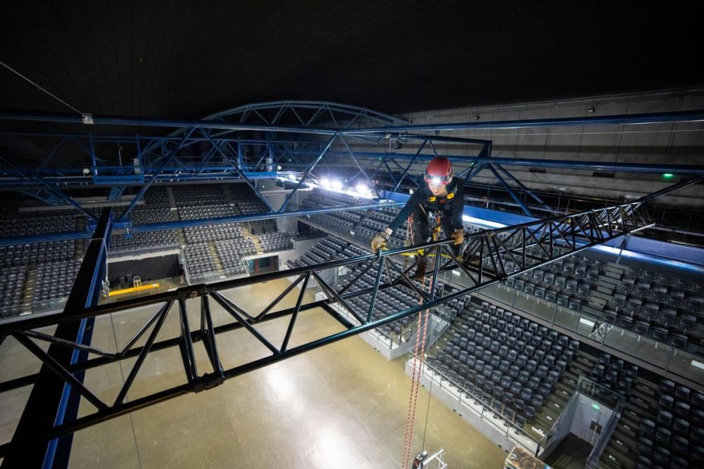 Čelovka Petzl pre výškové práce